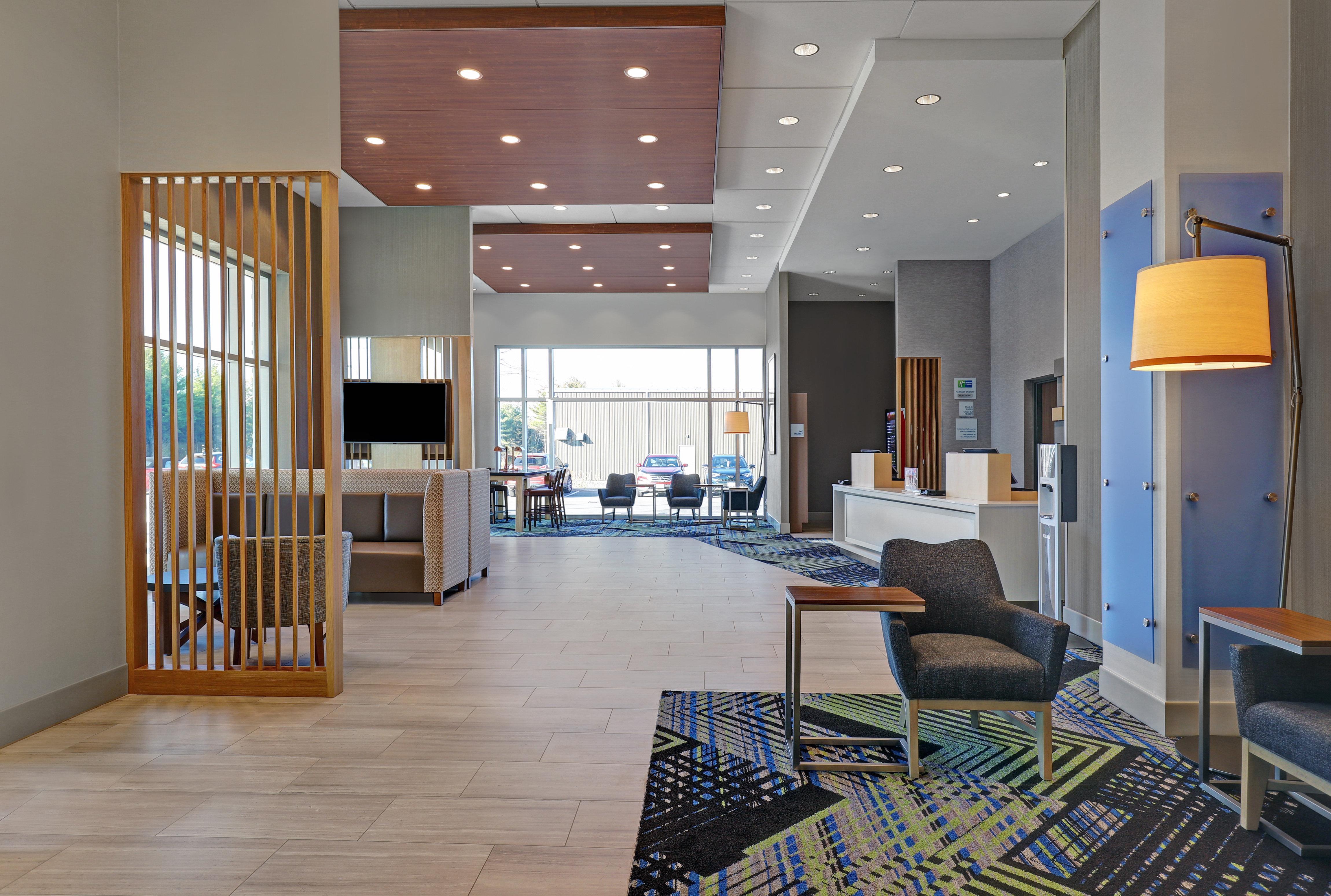 Holiday Inn Express - Kingston West By Ihg Exterior foto